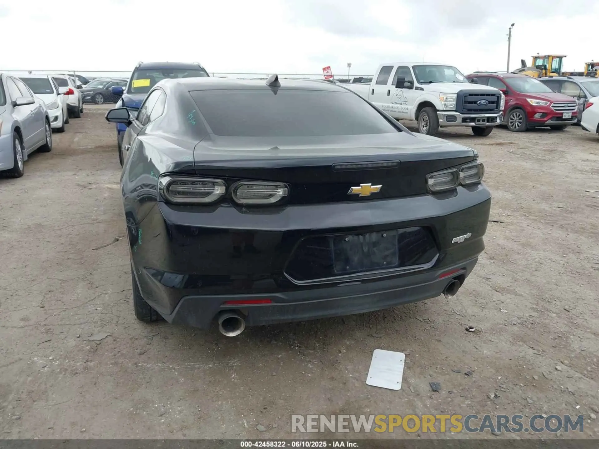16 Photograph of a damaged car 1G1FB1RX4N0108826 CHEVROLET CAMARO 2022