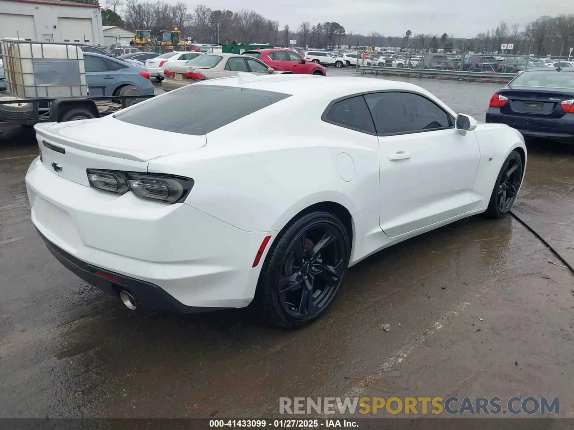 4 Фотография поврежденного автомобиля 1G1FB1RX4N0129157 CHEVROLET CAMARO 2022