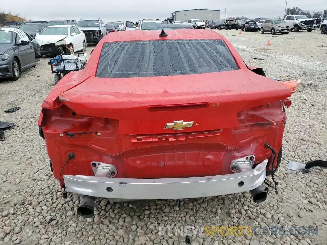 6 Photograph of a damaged car 1G1FB1RX6N0112702 CHEVROLET CAMARO 2022