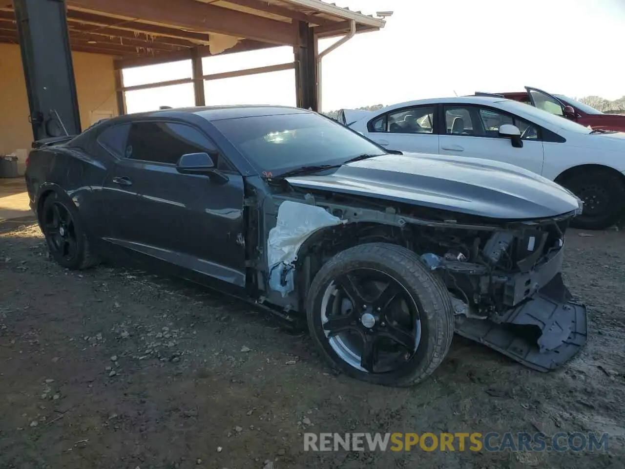 4 Photograph of a damaged car 1G1FB1RX9N0115920 CHEVROLET CAMARO 2022