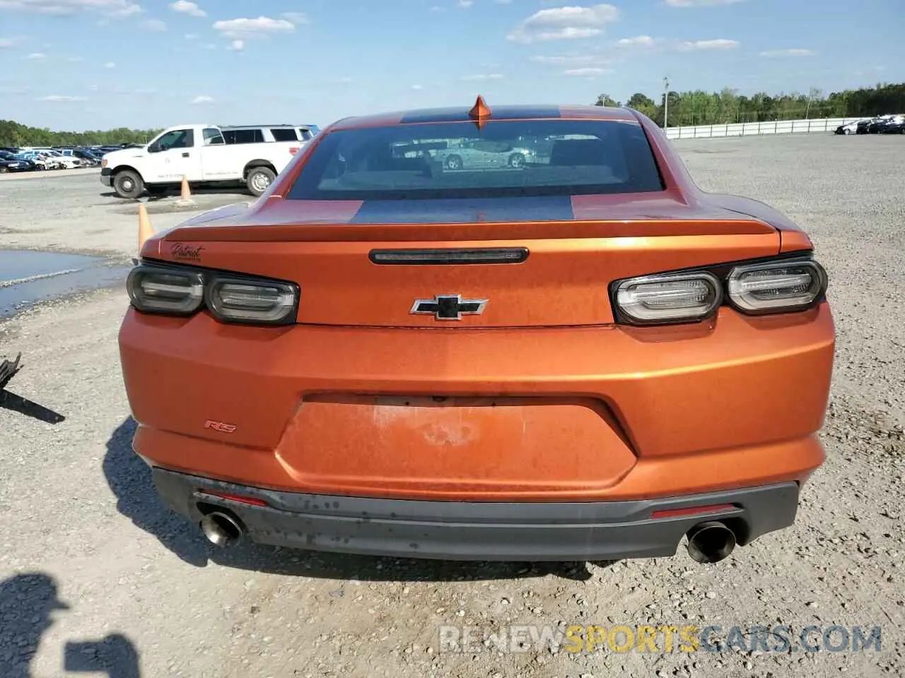 6 Photograph of a damaged car 1G1FD1RS2N0133111 CHEVROLET CAMARO 2022