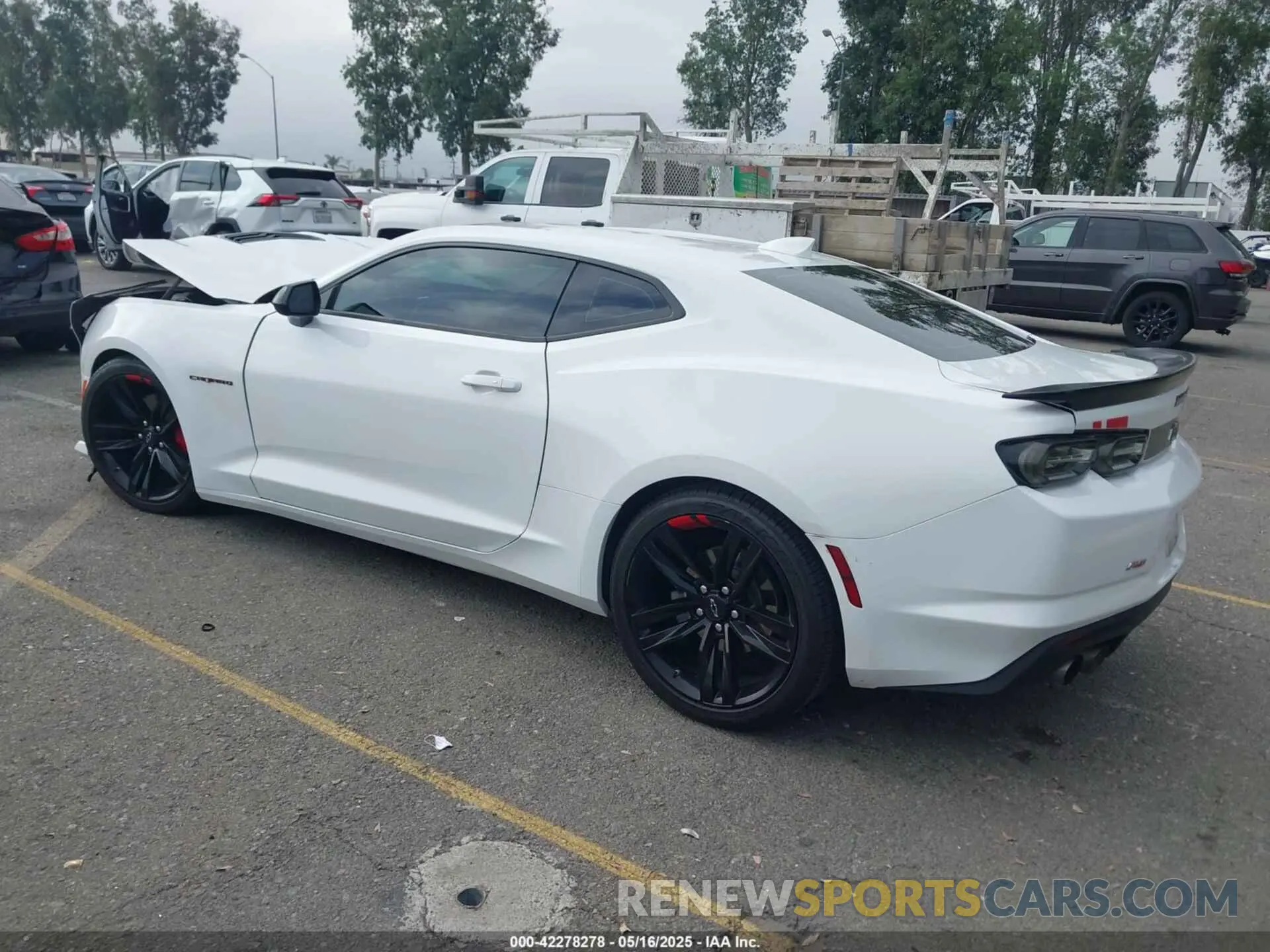3 Photograph of a damaged car 1G1FF1R75N0132802 CHEVROLET CAMARO 2022