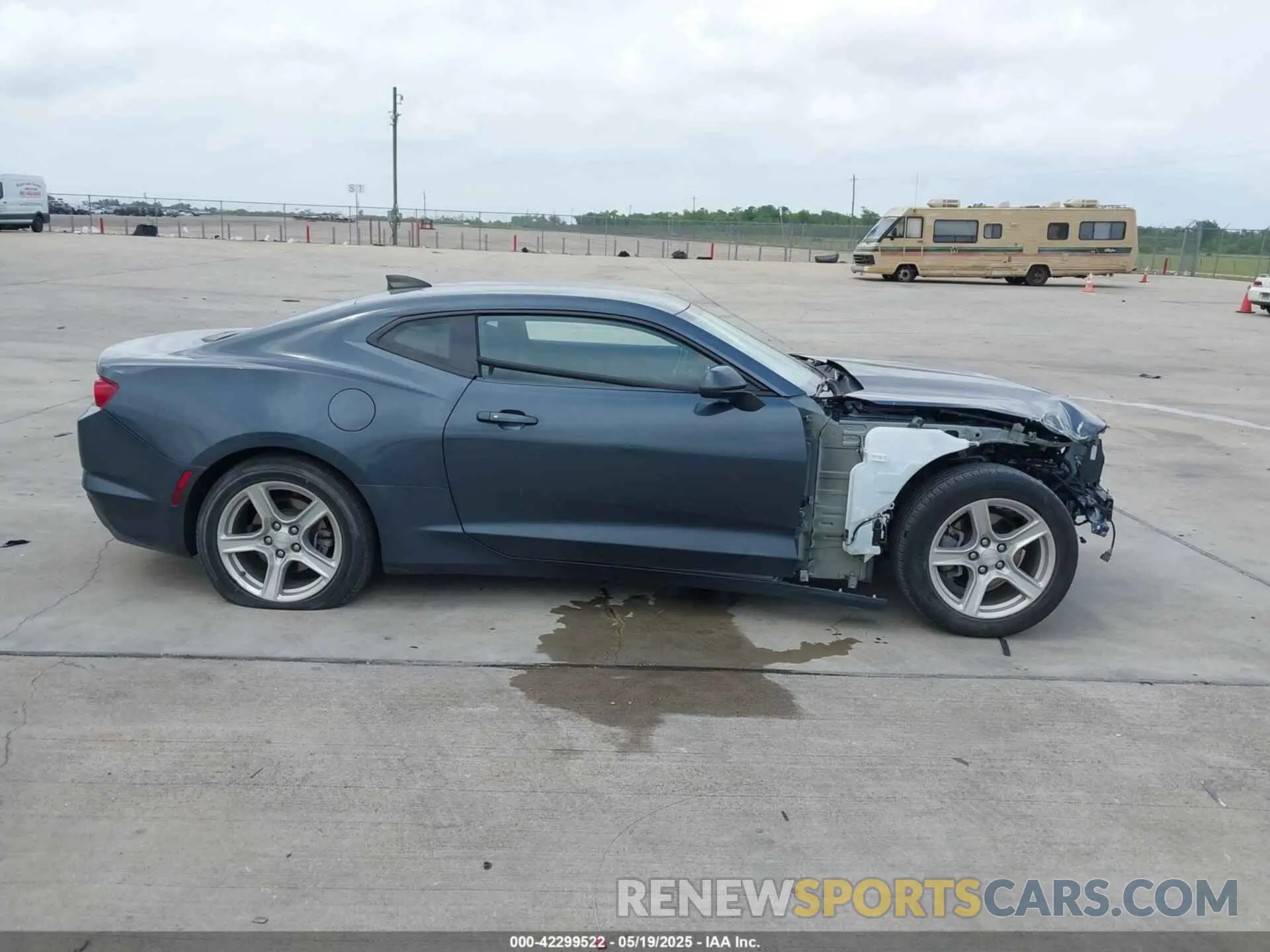 13 Photograph of a damaged car 1G1FB1RS5P0127988 CHEVROLET CAMARO 2023