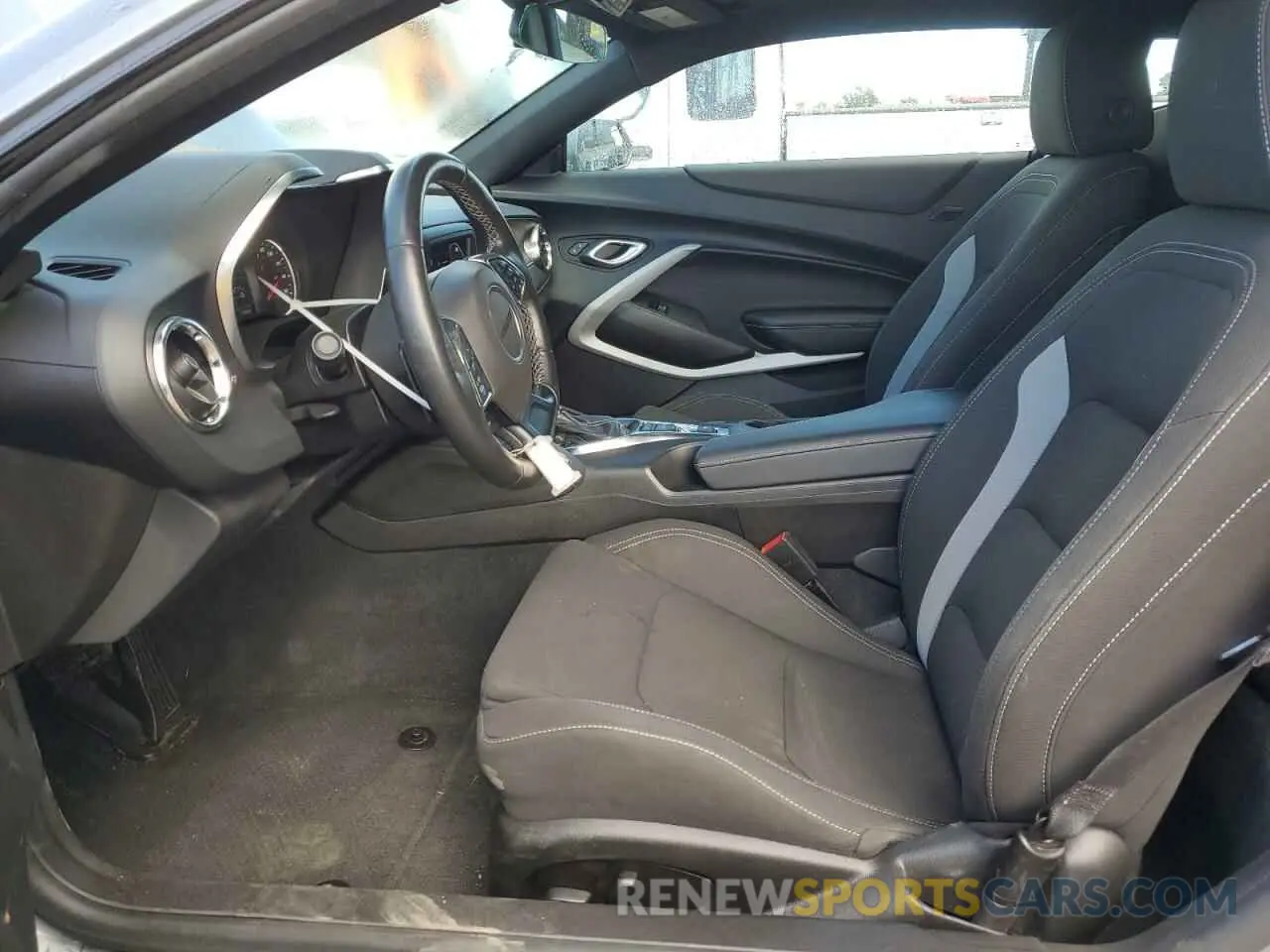 7 Фотография поврежденного автомобиля 1G1FB1RX5P0157858 CHEVROLET CAMARO 2023