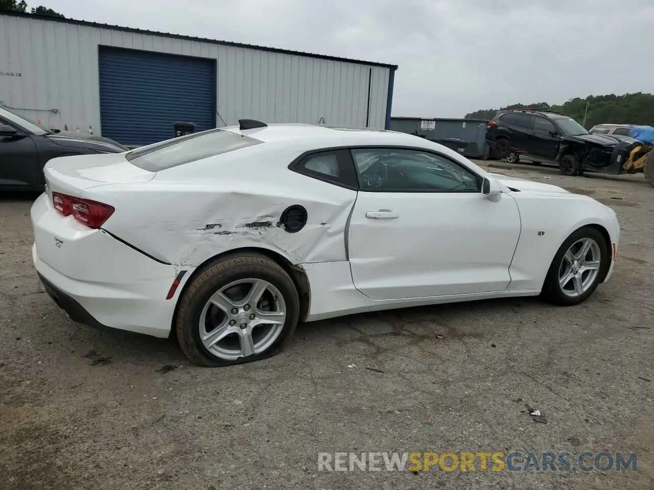 3 Фотография поврежденного автомобиля 1G1FB1RX6P0156041 CHEVROLET CAMARO 2023