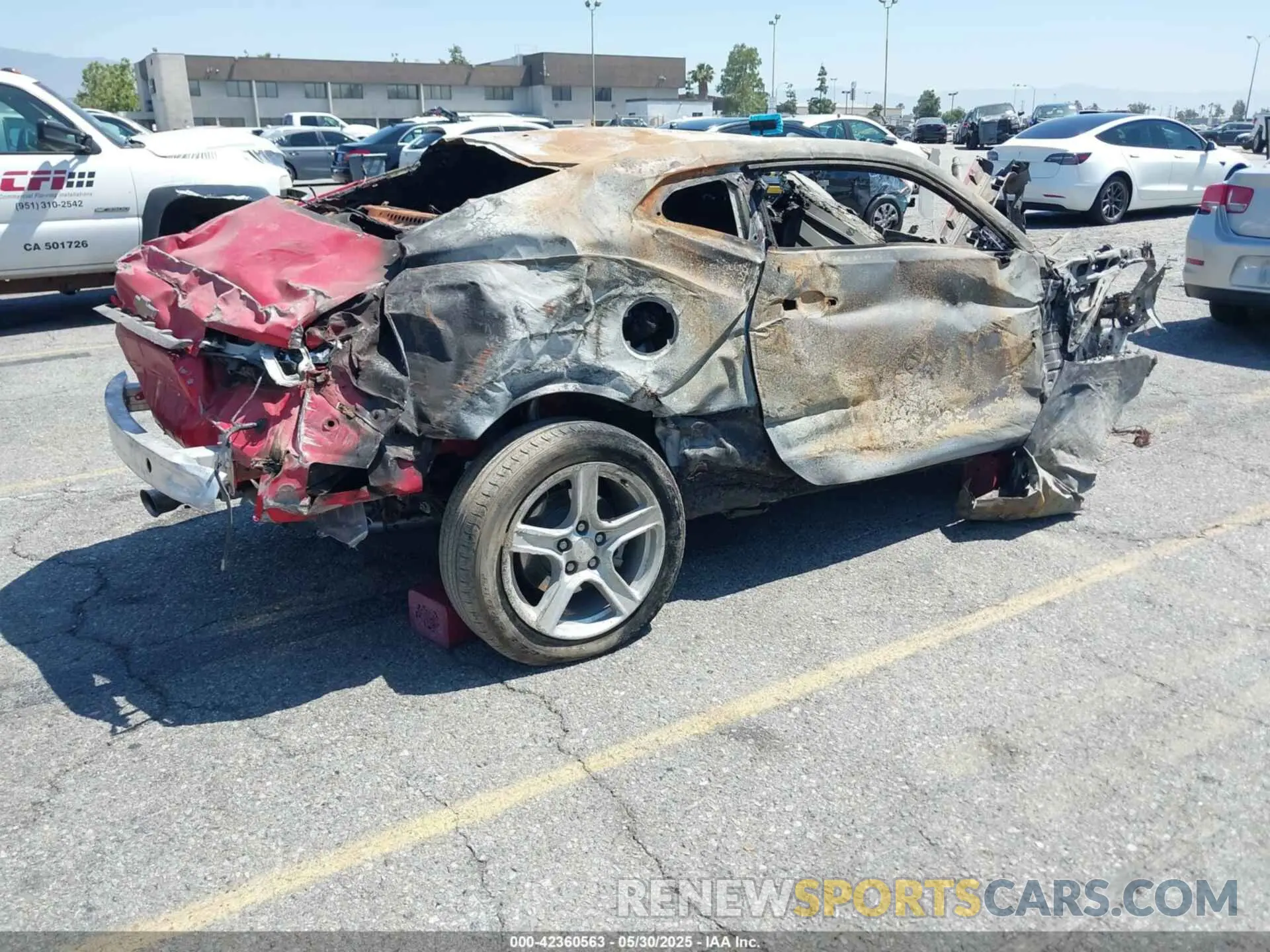 4 Photograph of a damaged car 1G1FB1RX8P0139967 CHEVROLET CAMARO 2023