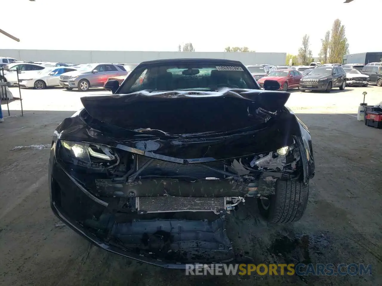 5 Photograph of a damaged car 1G1FB3DX4P0139659 CHEVROLET CAMARO 2023