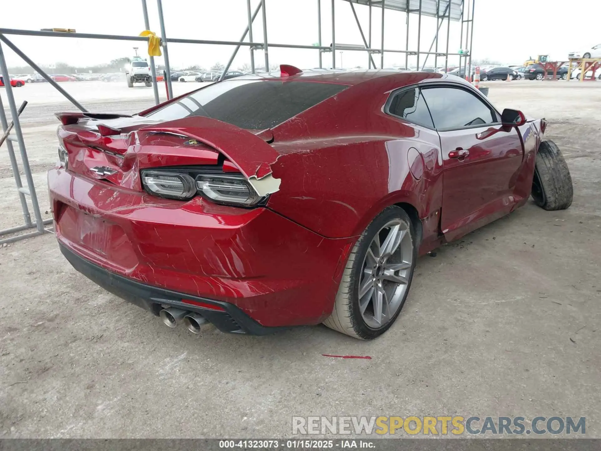 4 Фотография поврежденного автомобиля 1G1FE1R7XP0154607 CHEVROLET CAMARO 2023