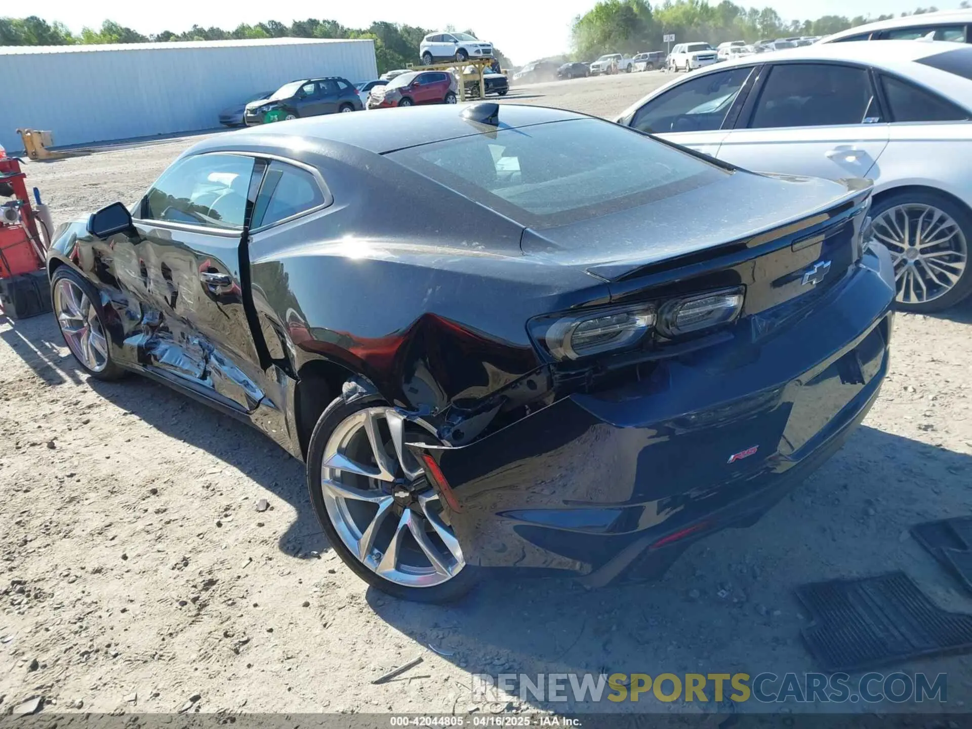 3 Фотография поврежденного автомобиля 1G1FF1R72P0161127 CHEVROLET CAMARO 2023