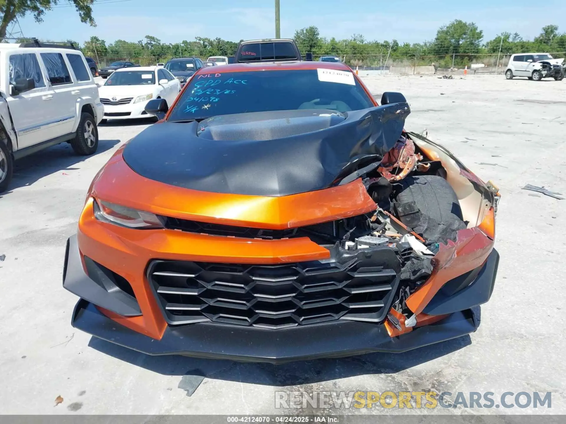 12 Фотография поврежденного автомобиля 1G1FK1R69P0104359 CHEVROLET CAMARO 2023