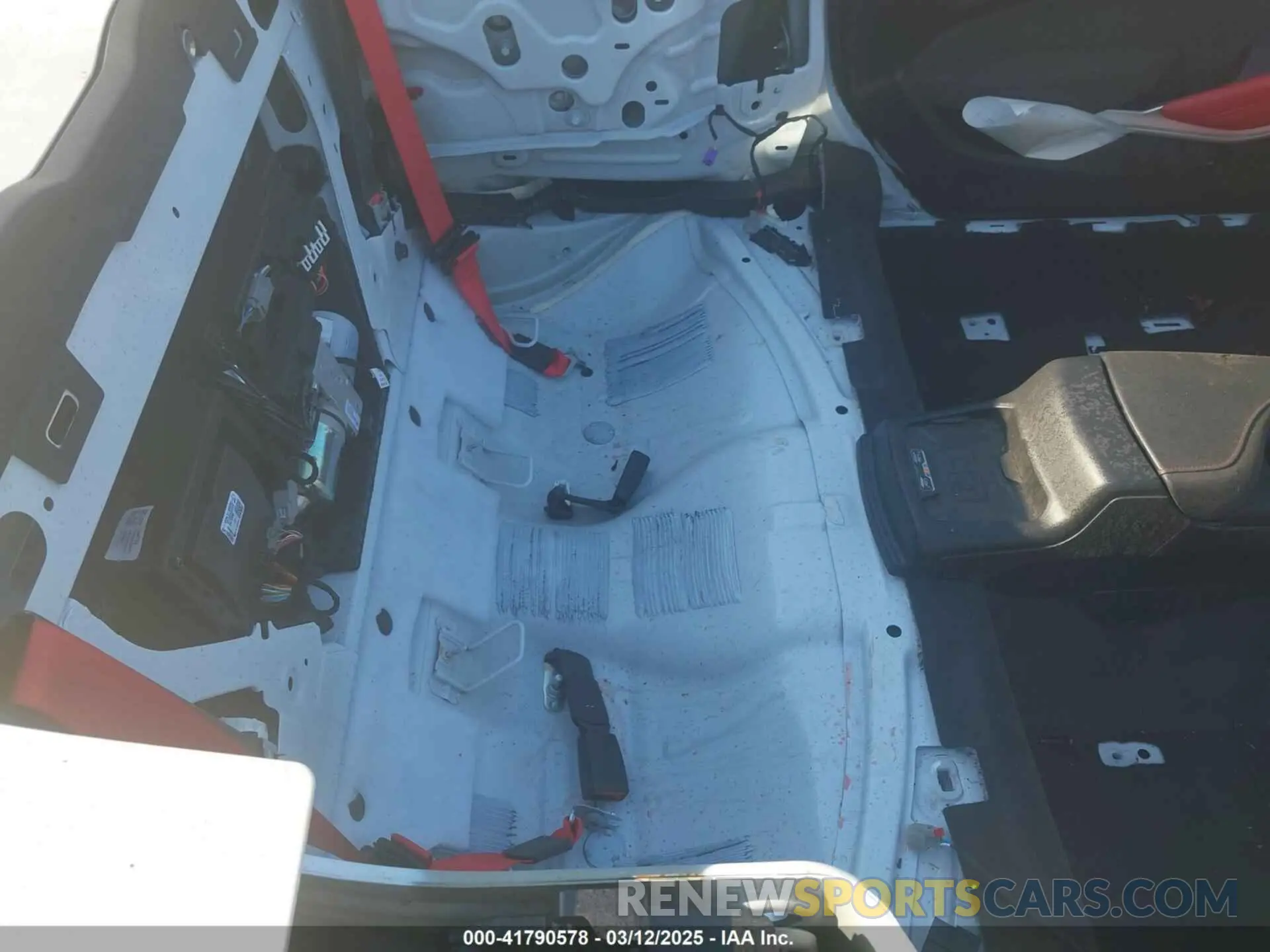 8 Фотография поврежденного автомобиля 1G1FK3D67P0146046 CHEVROLET CAMARO 2023