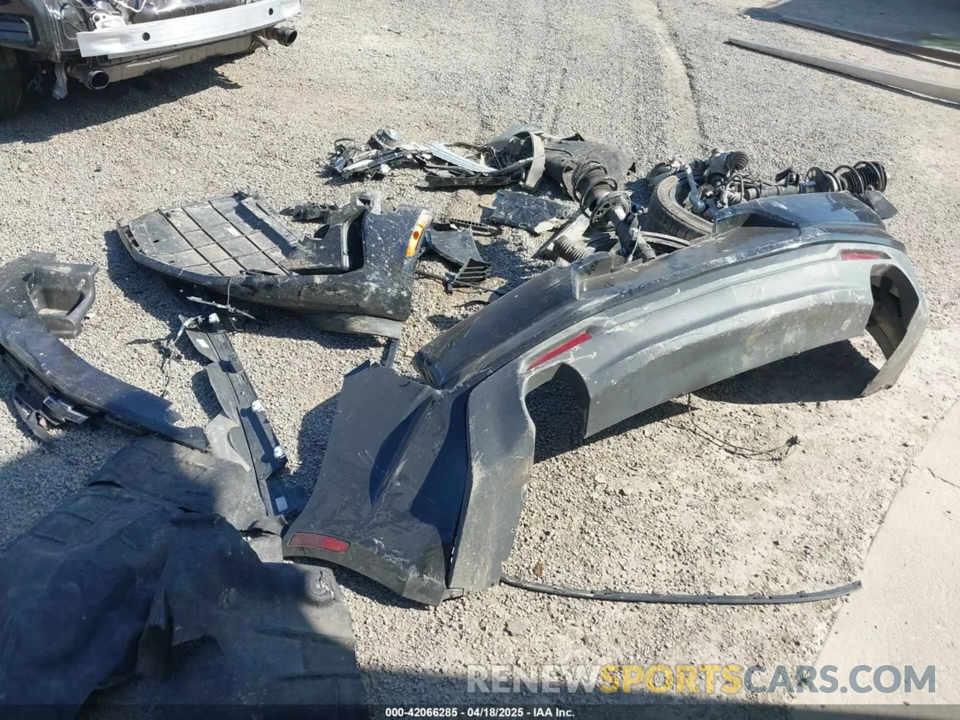 17 Фотография поврежденного автомобиля 1G1FB1RS6R0105971 CHEVROLET CAMARO 2024