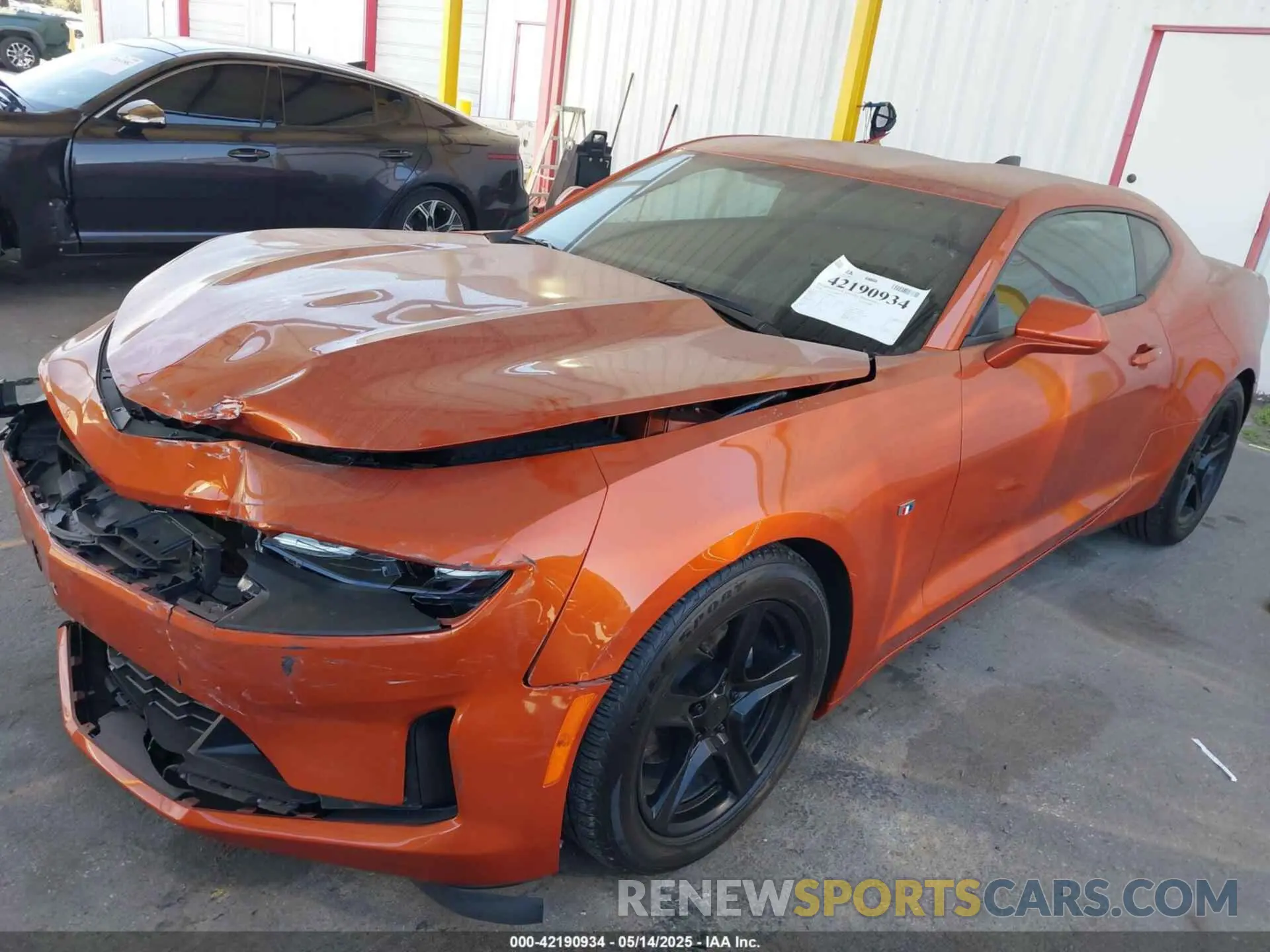 2 Фотография поврежденного автомобиля 1G1FD1RS8R0120319 CHEVROLET CAMARO 2024