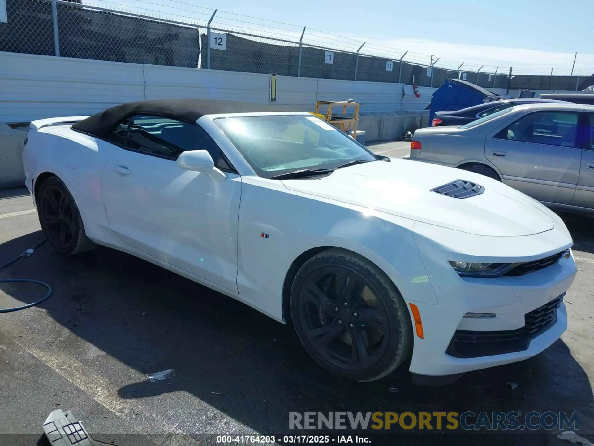 1 Фотография поврежденного автомобиля 1G1FH3D73R0102068 CHEVROLET CAMARO 2024