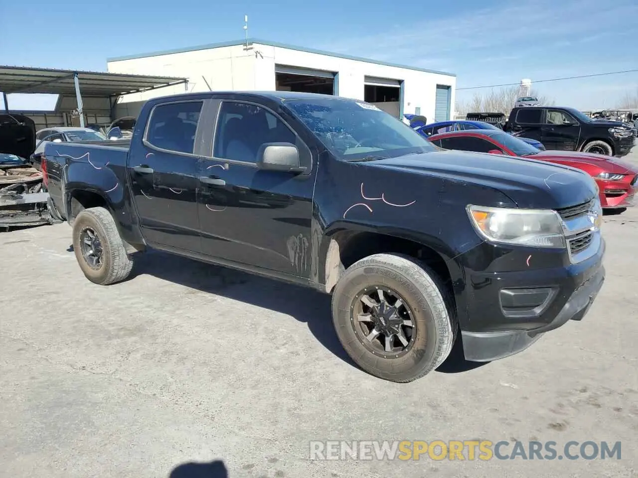 4 Фотография поврежденного автомобиля 1GCGSBEN4K1108126 CHEVROLET COLORADO 2019
