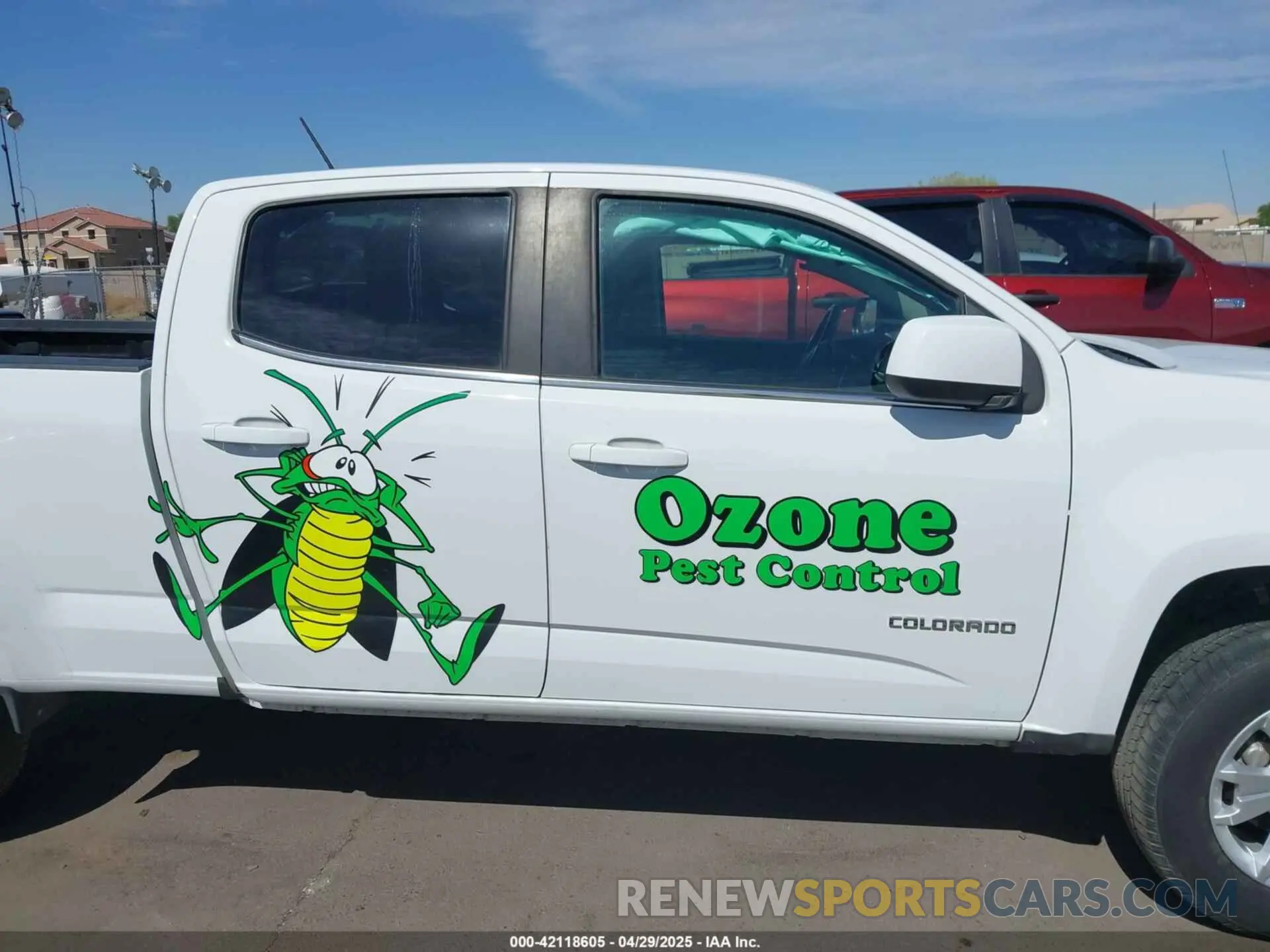 13 Photograph of a damaged car 1GCGSCEN1K1146225 CHEVROLET COLORADO 2019
