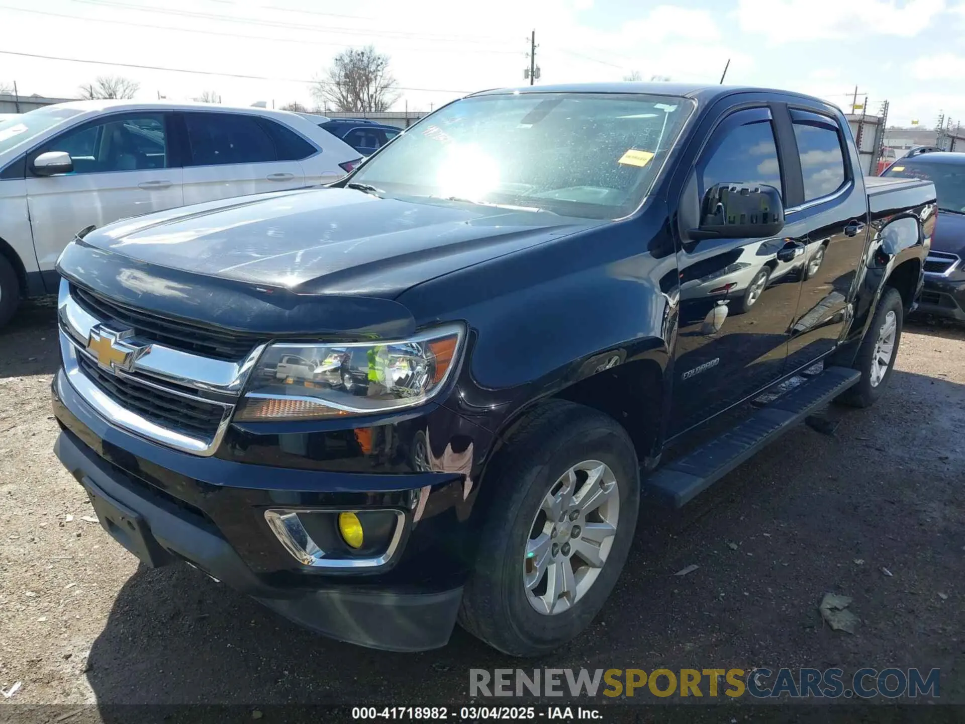 2 Photograph of a damaged car 1GCGSCEN1K1198597 CHEVROLET COLORADO 2019