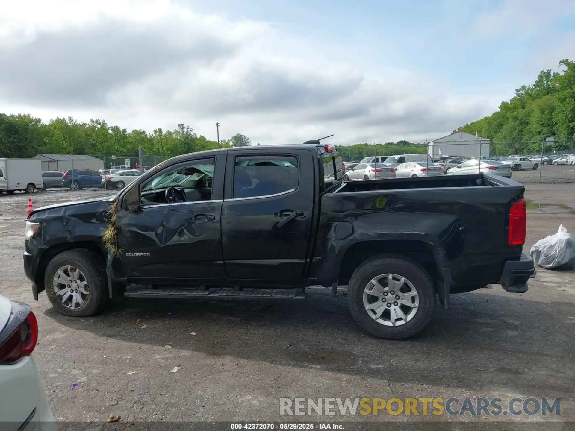 14 Photograph of a damaged car 1GCGSCEN9K1334667 CHEVROLET COLORADO 2019