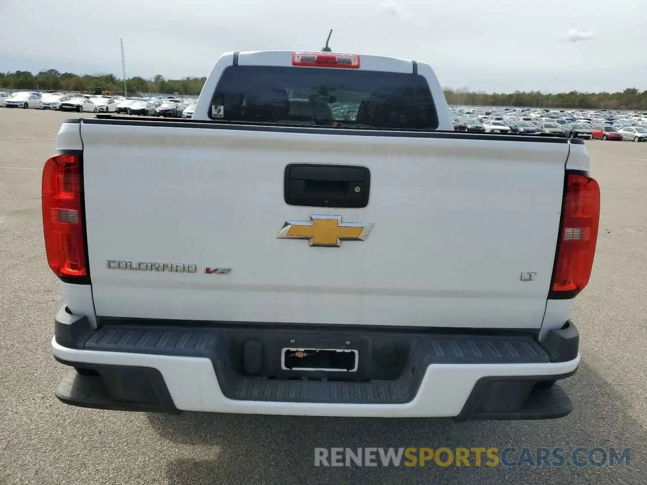 6 Photograph of a damaged car 1GCGSCENXK1210441 CHEVROLET COLORADO 2019