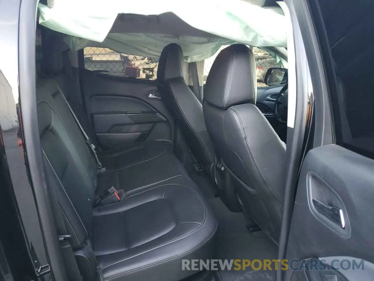 10 Photograph of a damaged car 1GCGSDEN1K1314774 CHEVROLET COLORADO 2019