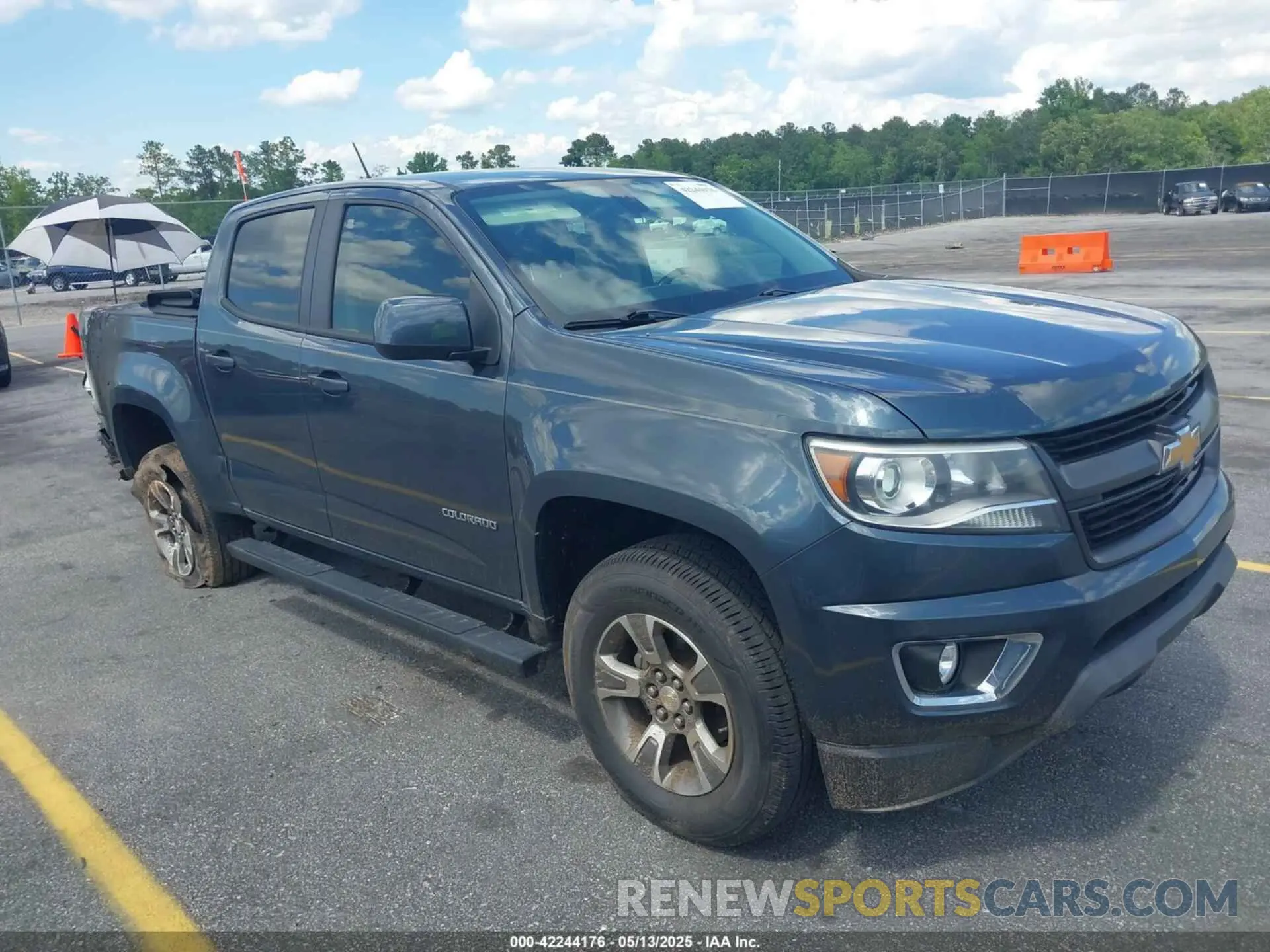 1 Photograph of a damaged car 1GCGSDEN4K1122944 CHEVROLET COLORADO 2019