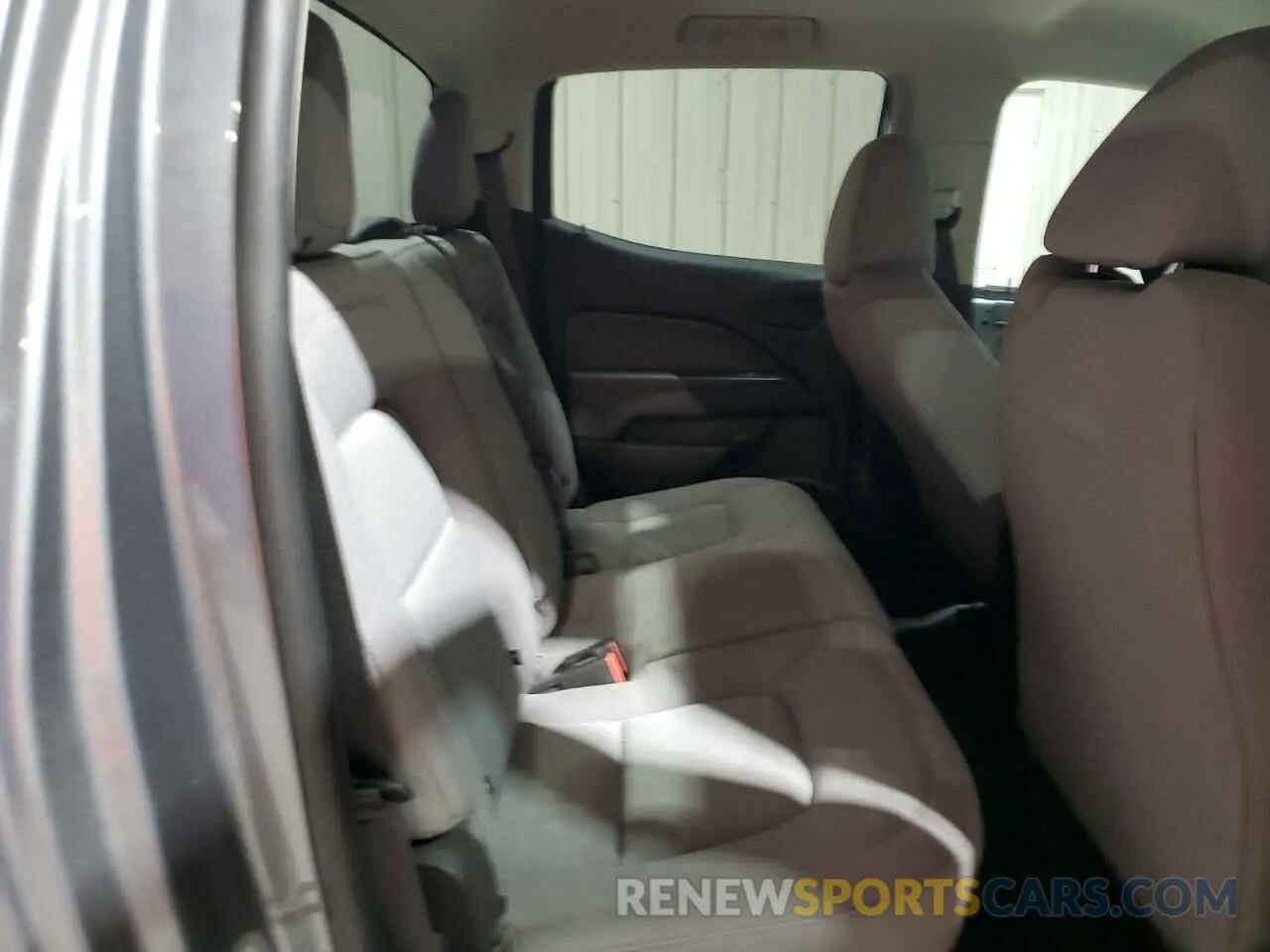 10 Photograph of a damaged car 1GCGTBEN0K1228180 CHEVROLET COLORADO 2019