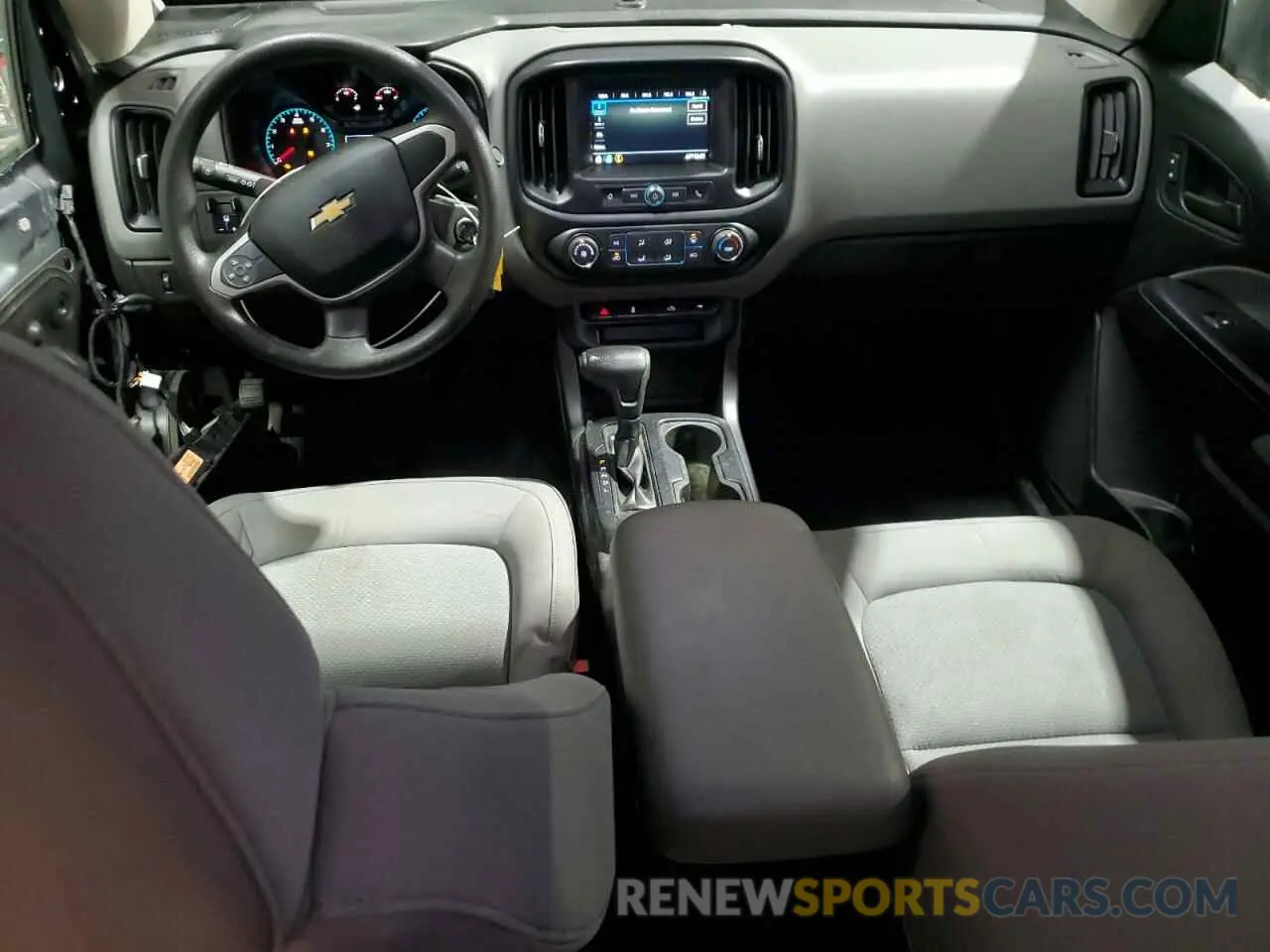 8 Photograph of a damaged car 1GCGTBEN0K1228180 CHEVROLET COLORADO 2019