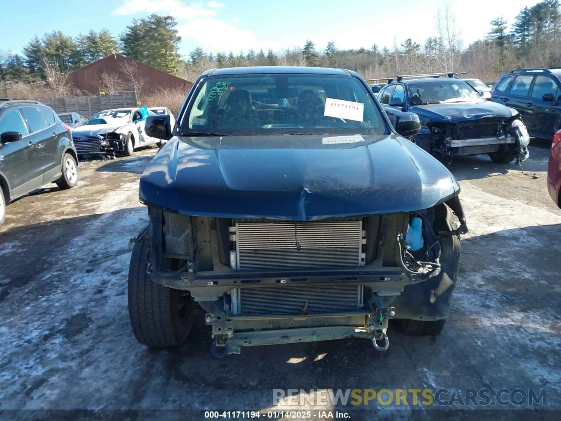 13 Photograph of a damaged car 1GCGTBEN0K1356113 CHEVROLET COLORADO 2019