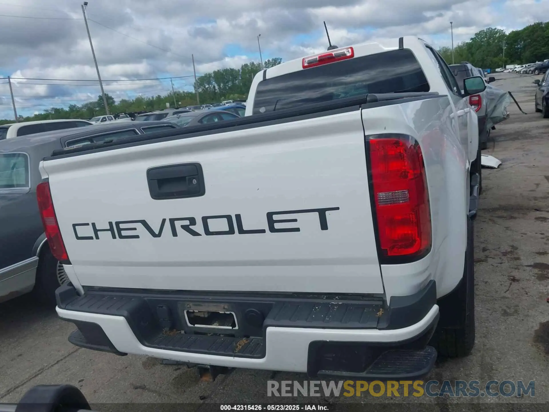 17 Photograph of a damaged car 1GCGTBEN3K1304166 CHEVROLET COLORADO 2019