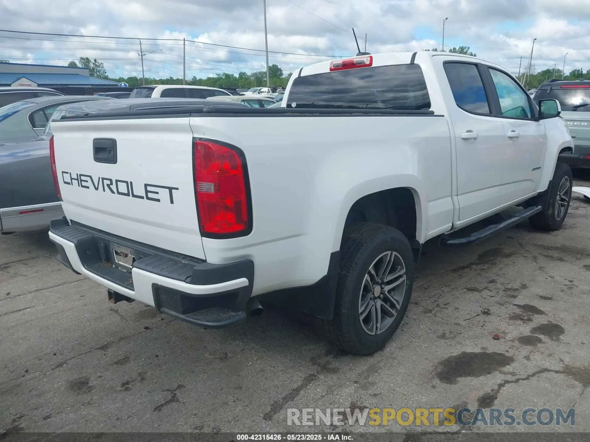 4 Photograph of a damaged car 1GCGTBEN3K1304166 CHEVROLET COLORADO 2019