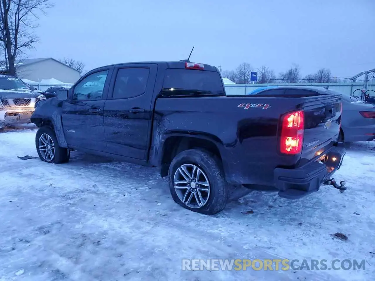 2 Photograph of a damaged car 1GCGTBEN5K1255276 CHEVROLET COLORADO 2019