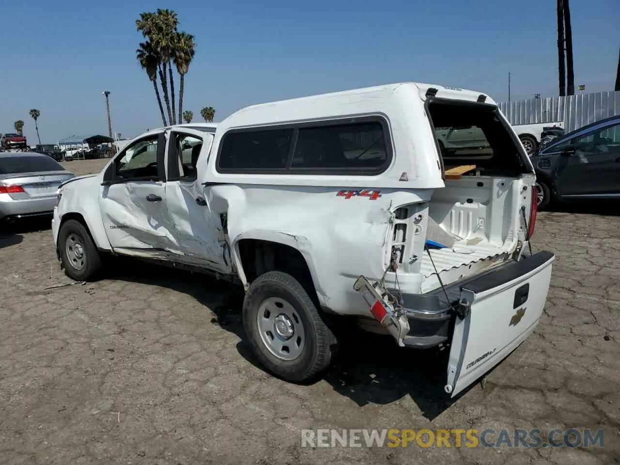 2 Photograph of a damaged car 1GCGTBEN7K1173971 CHEVROLET COLORADO 2019