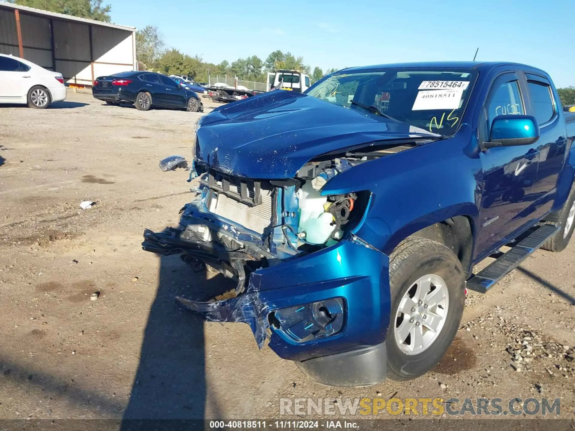 18 Photograph of a damaged car 1GCGTBEN8K1290863 CHEVROLET COLORADO 2019