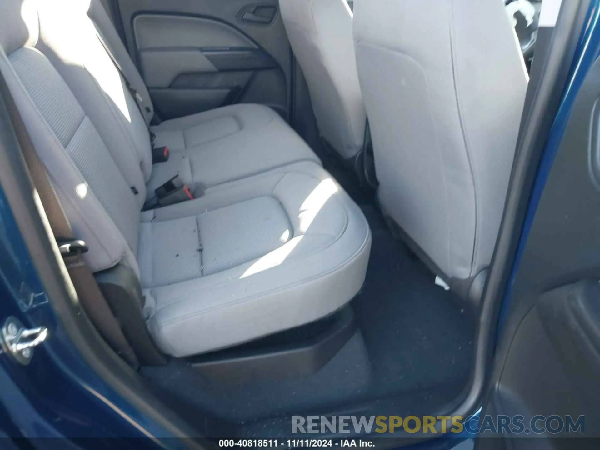 8 Photograph of a damaged car 1GCGTBEN8K1290863 CHEVROLET COLORADO 2019