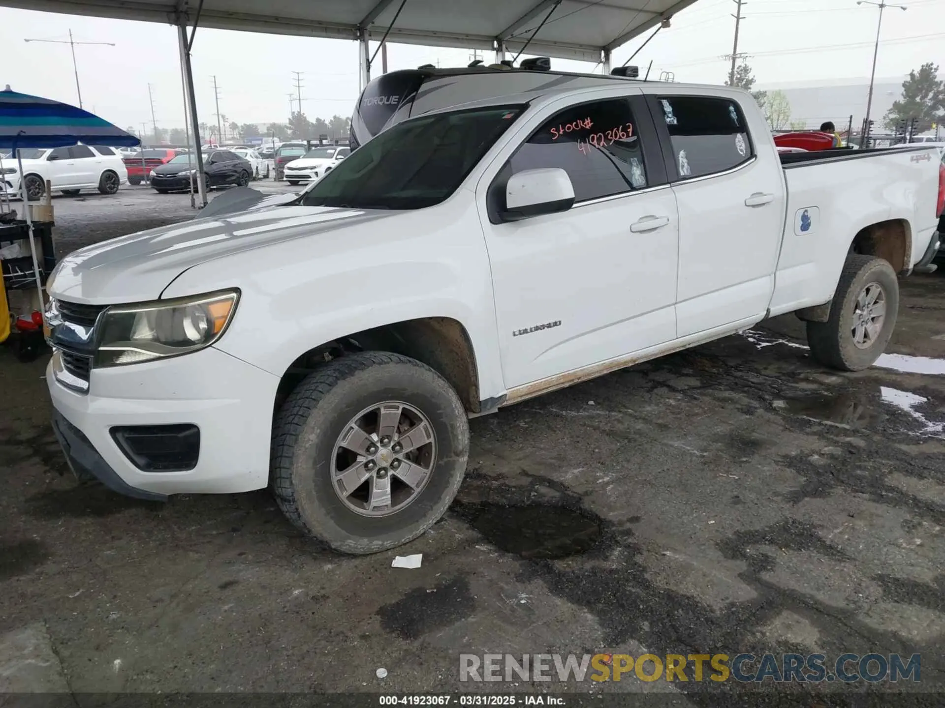 2 Photograph of a damaged car 1GCGTBEN8K1347983 CHEVROLET COLORADO 2019