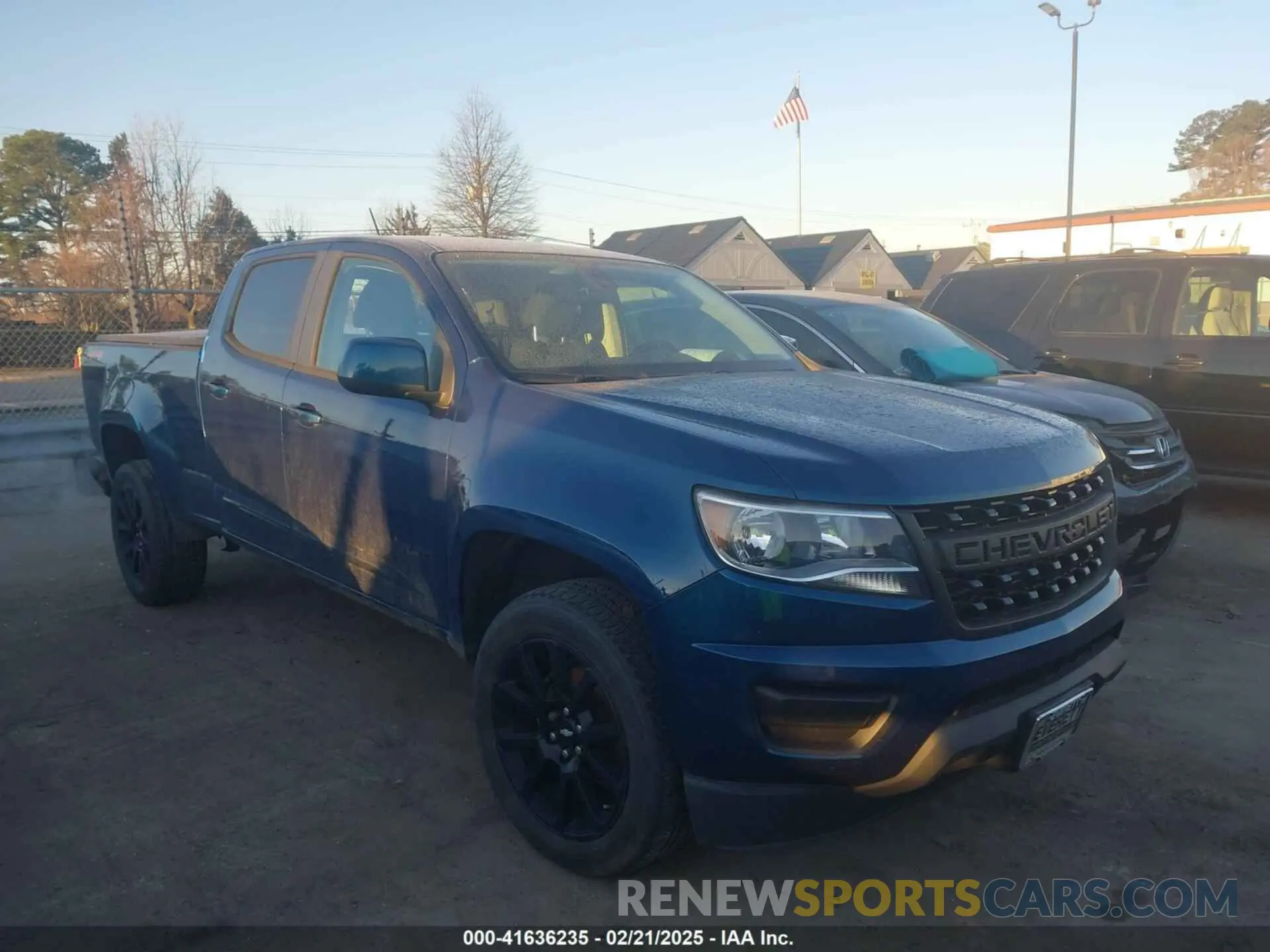 13 Photograph of a damaged car 1GCGTCEN0K1268281 CHEVROLET COLORADO 2019