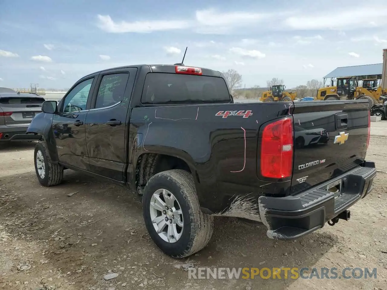 2 Photograph of a damaged car 1GCGTCEN1K1117207 CHEVROLET COLORADO 2019