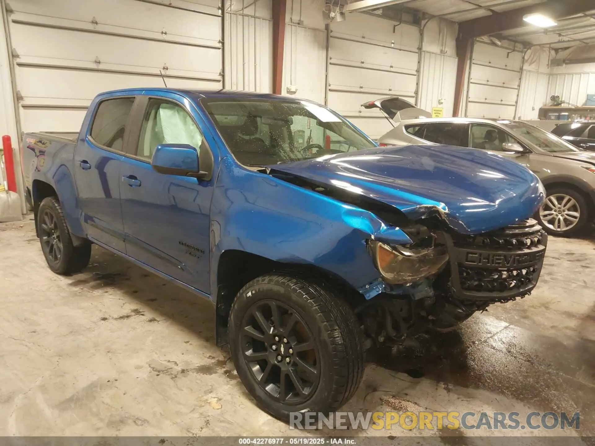 1 Photograph of a damaged car 1GCGTCEN1K1331646 CHEVROLET COLORADO 2019