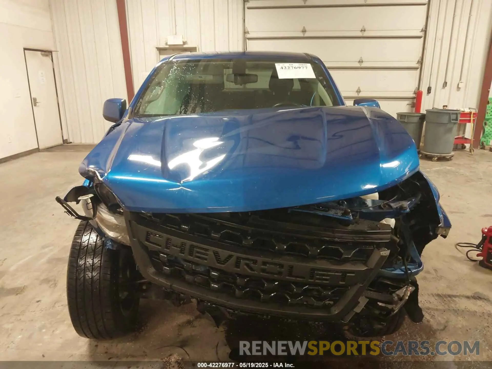 13 Photograph of a damaged car 1GCGTCEN1K1331646 CHEVROLET COLORADO 2019