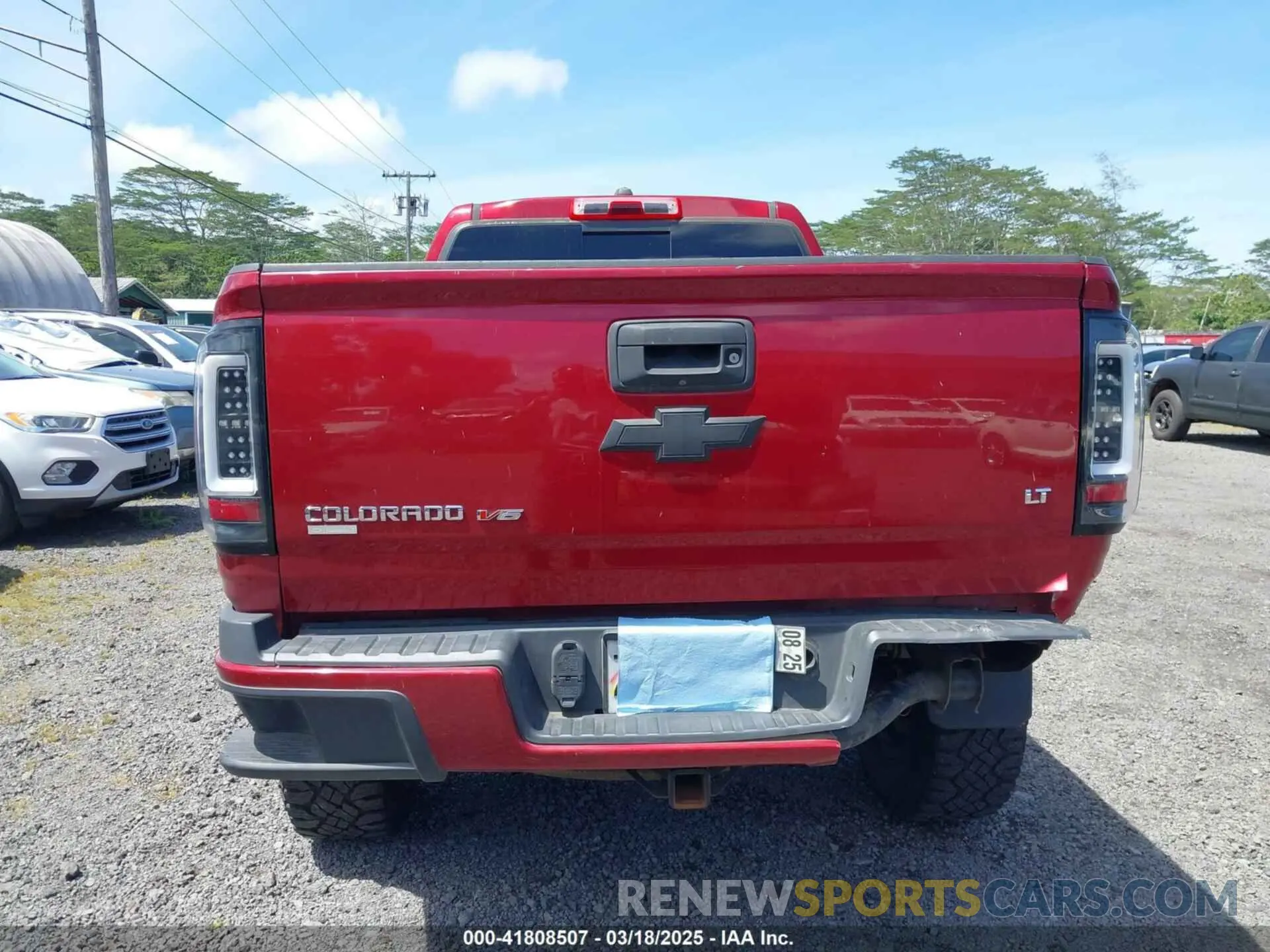 16 Photograph of a damaged car 1GCGTCEN2K1206834 CHEVROLET COLORADO 2019