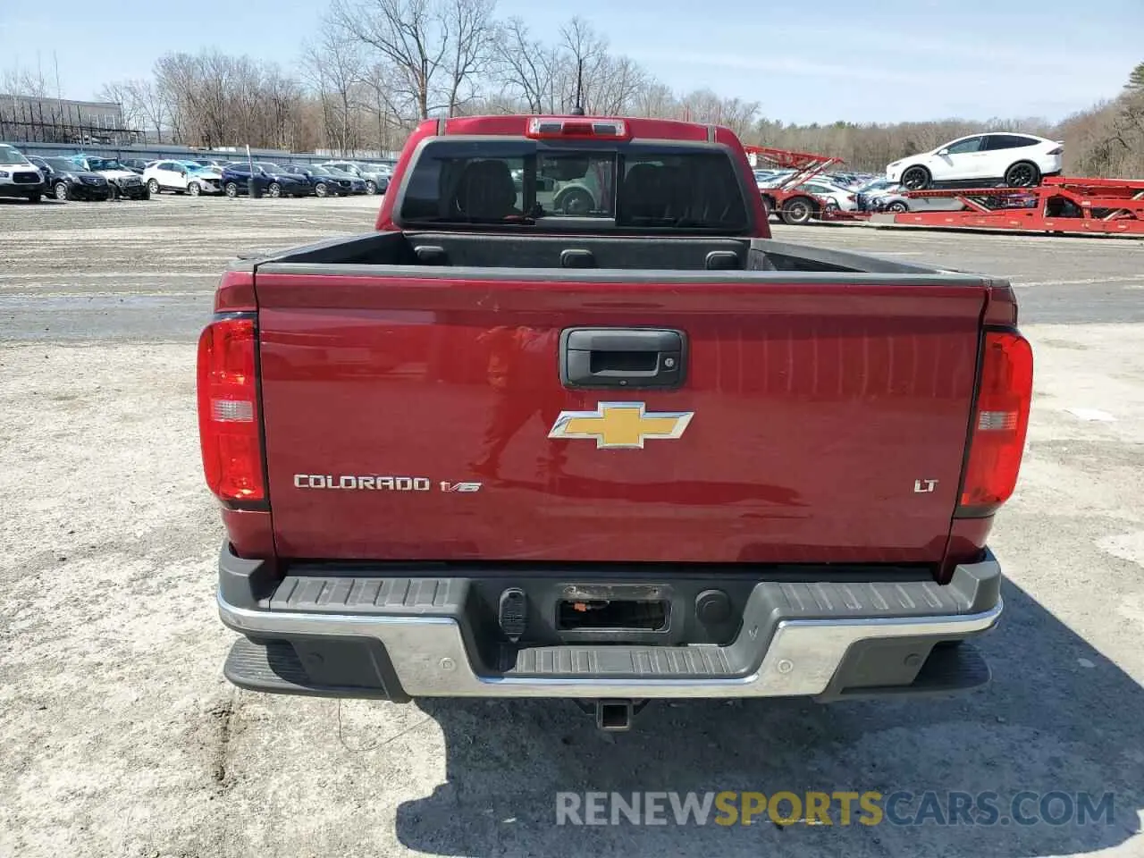 6 Photograph of a damaged car 1GCGTCEN3K1169289 CHEVROLET COLORADO 2019