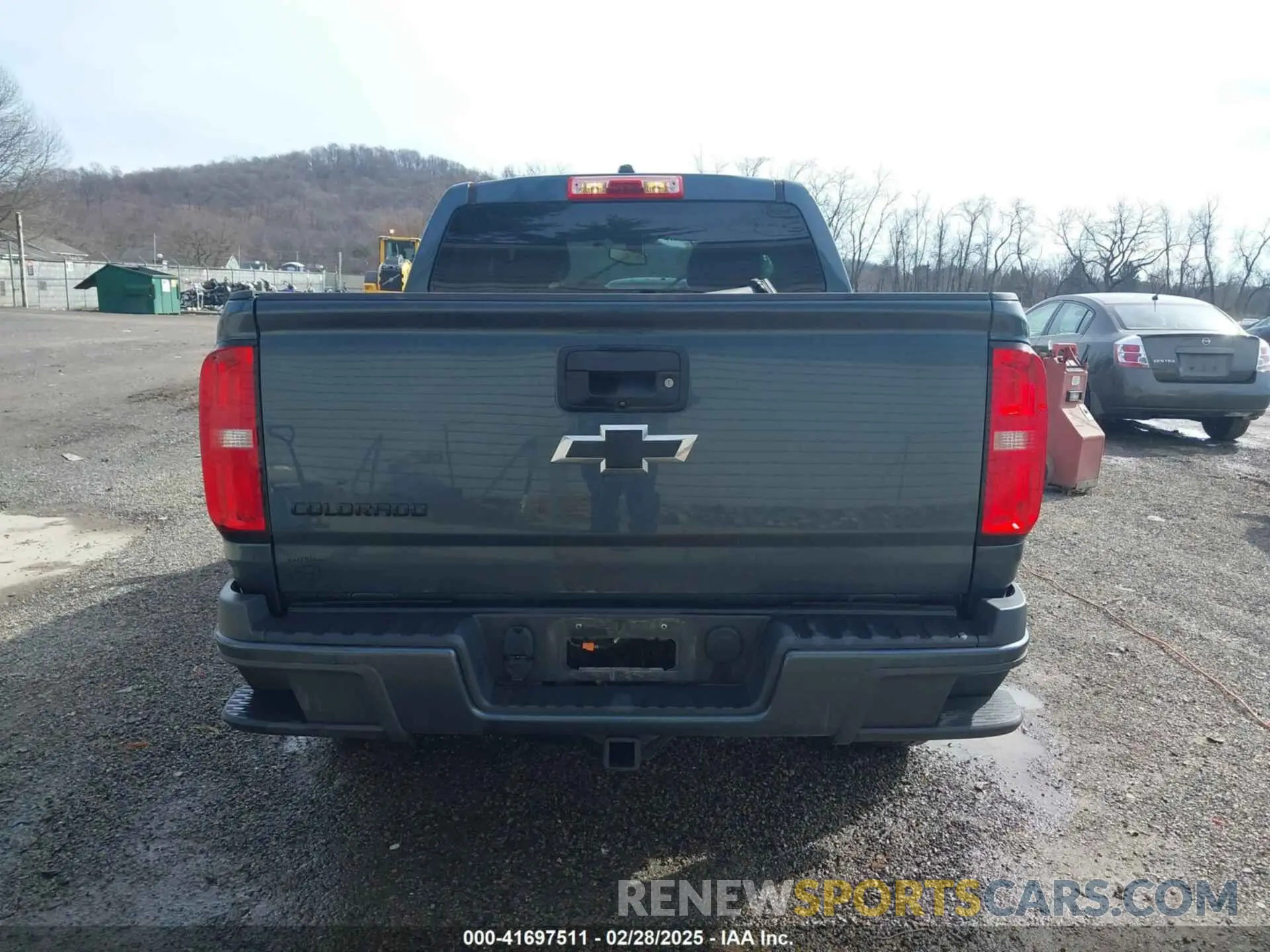 16 Photograph of a damaged car 1GCGTCEN6K1317595 CHEVROLET COLORADO 2019