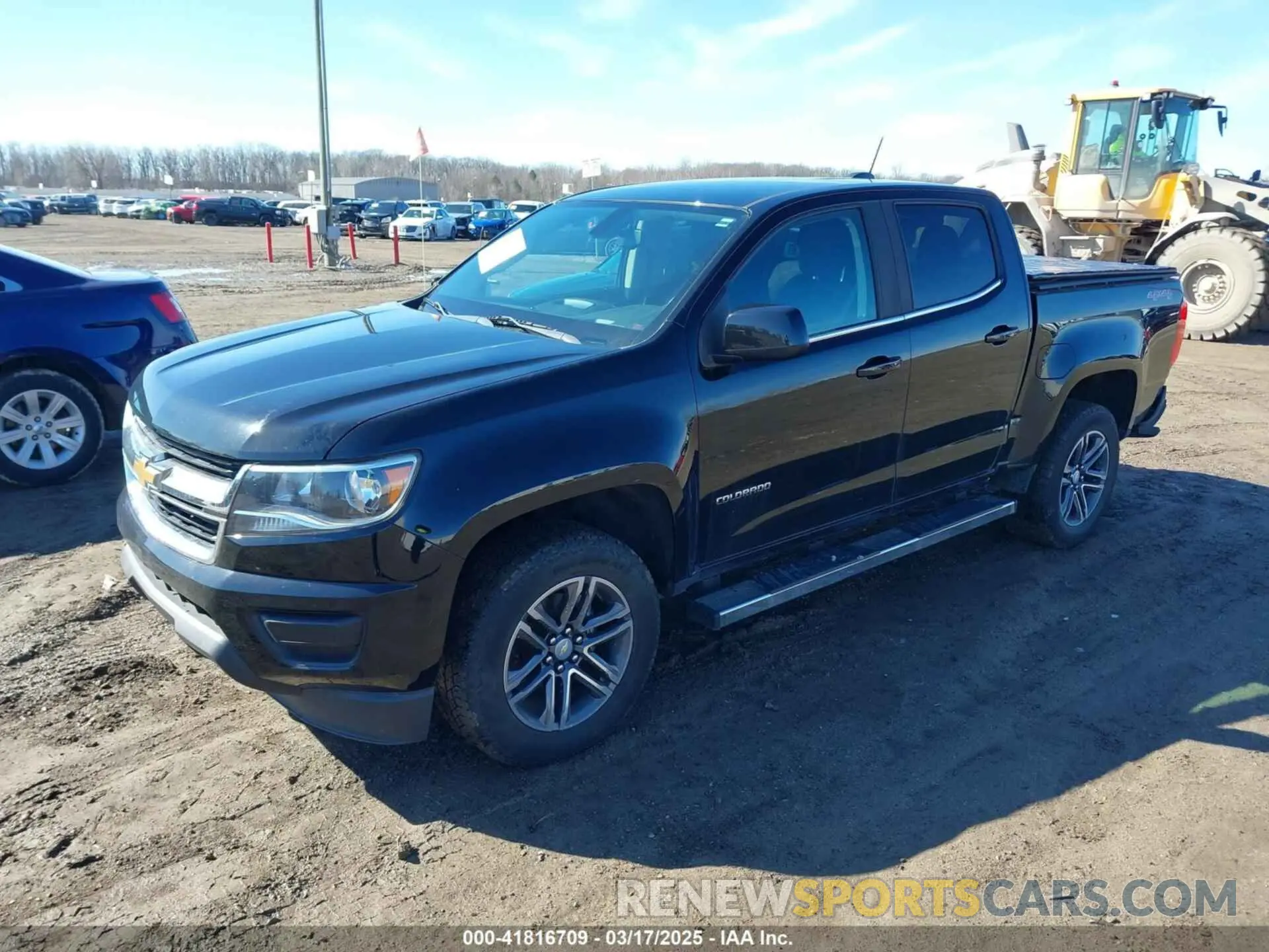 2 Photograph of a damaged car 1GCGTCEN8K1206580 CHEVROLET COLORADO 2019