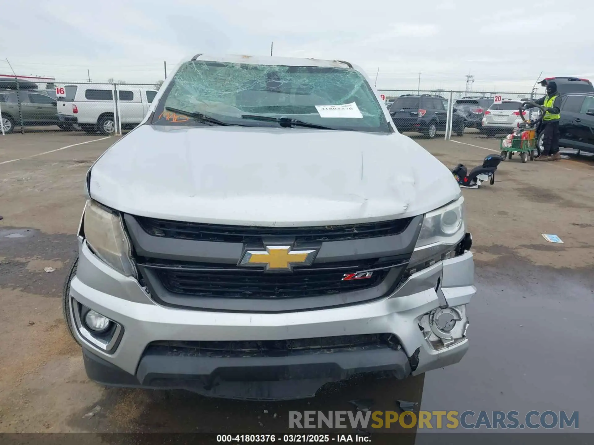 12 Photograph of a damaged car 1GCGTDEN2K1134619 CHEVROLET COLORADO 2019