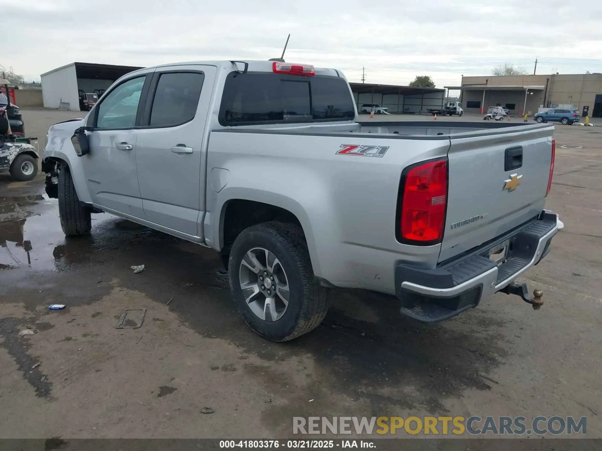 3 Photograph of a damaged car 1GCGTDEN2K1134619 CHEVROLET COLORADO 2019