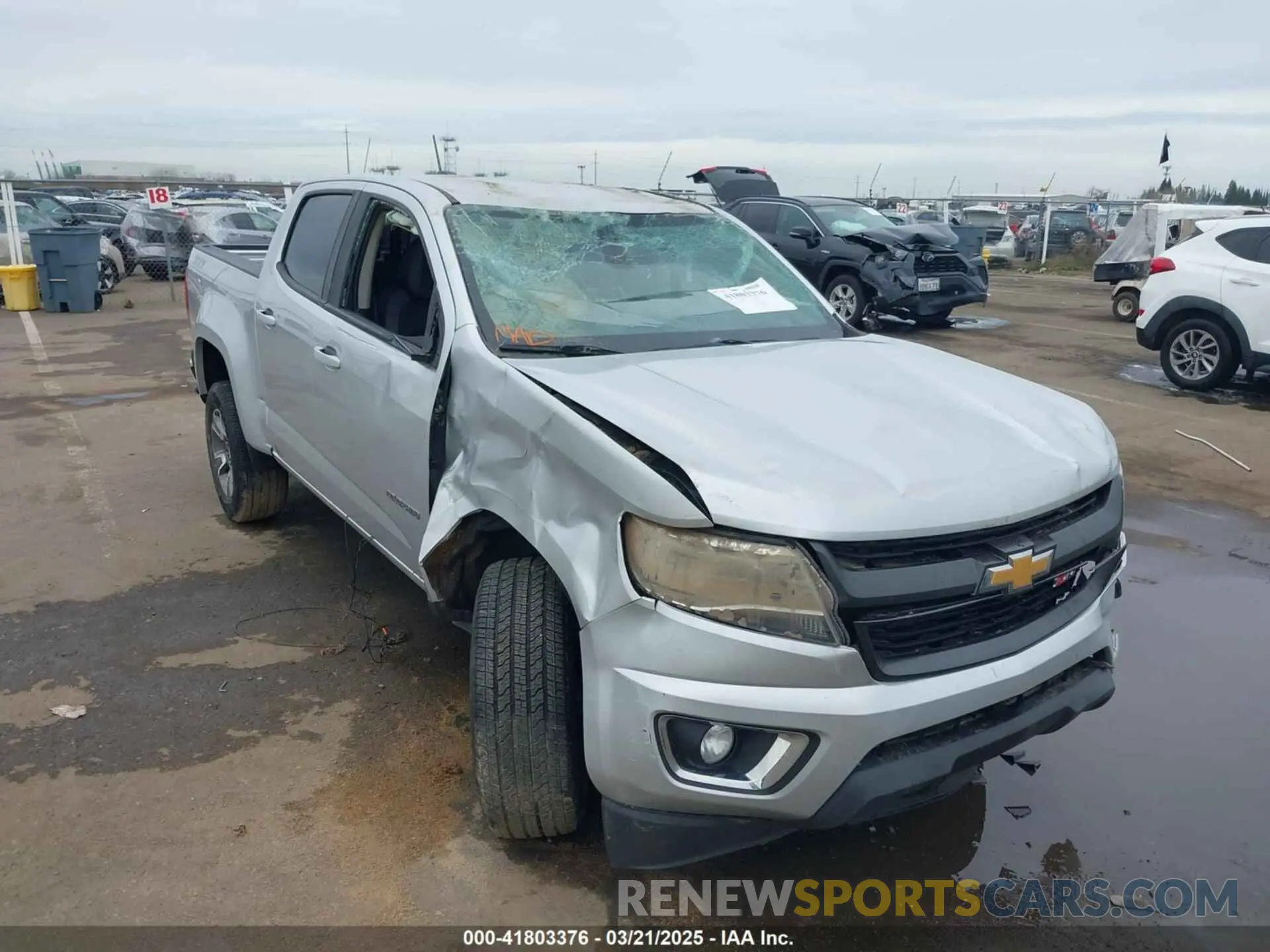 6 Photograph of a damaged car 1GCGTDEN2K1134619 CHEVROLET COLORADO 2019