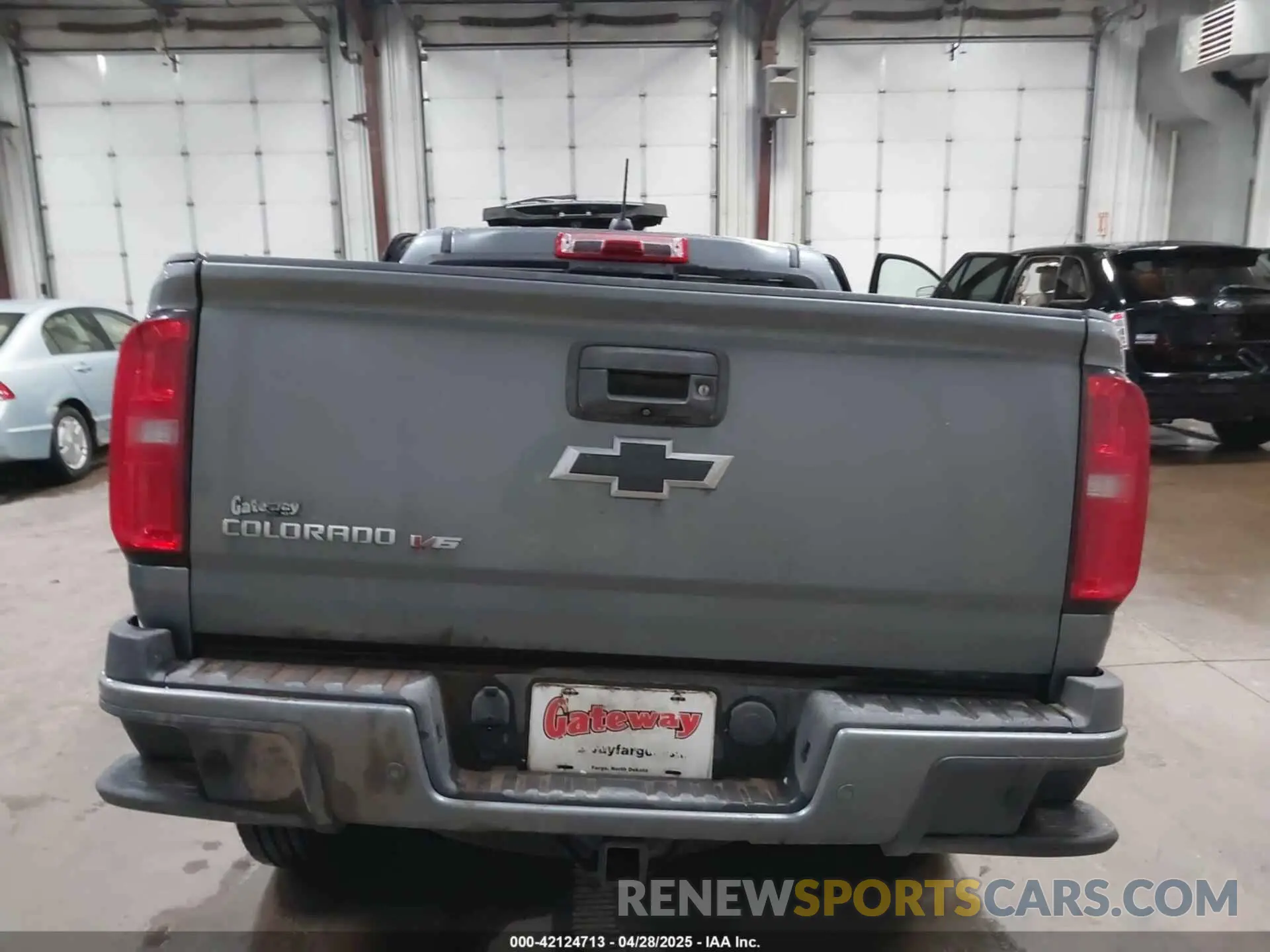 15 Photograph of a damaged car 1GCGTDEN3K1116212 CHEVROLET COLORADO 2019