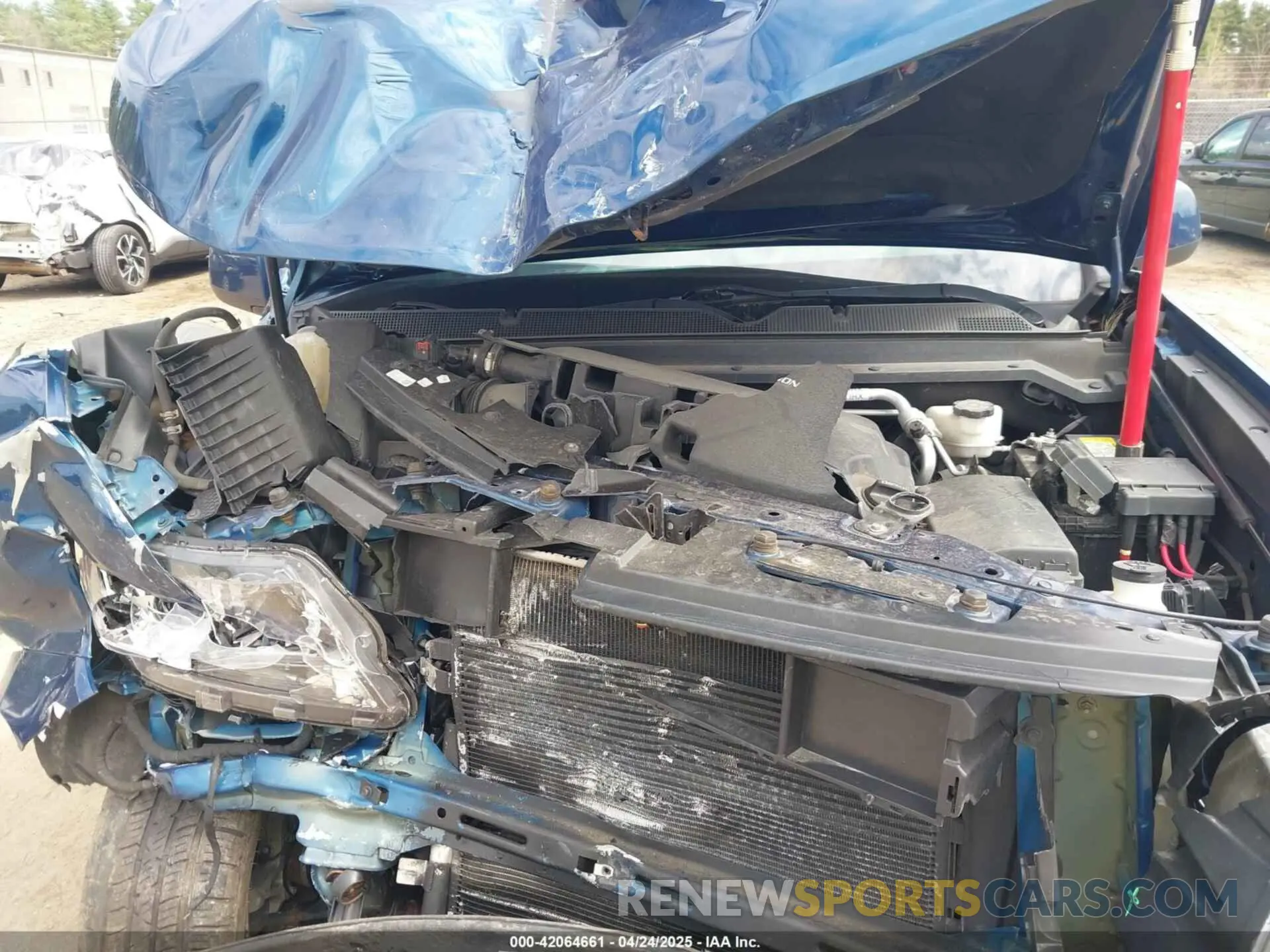 10 Photograph of a damaged car 1GCGTDEN8K1321895 CHEVROLET COLORADO 2019