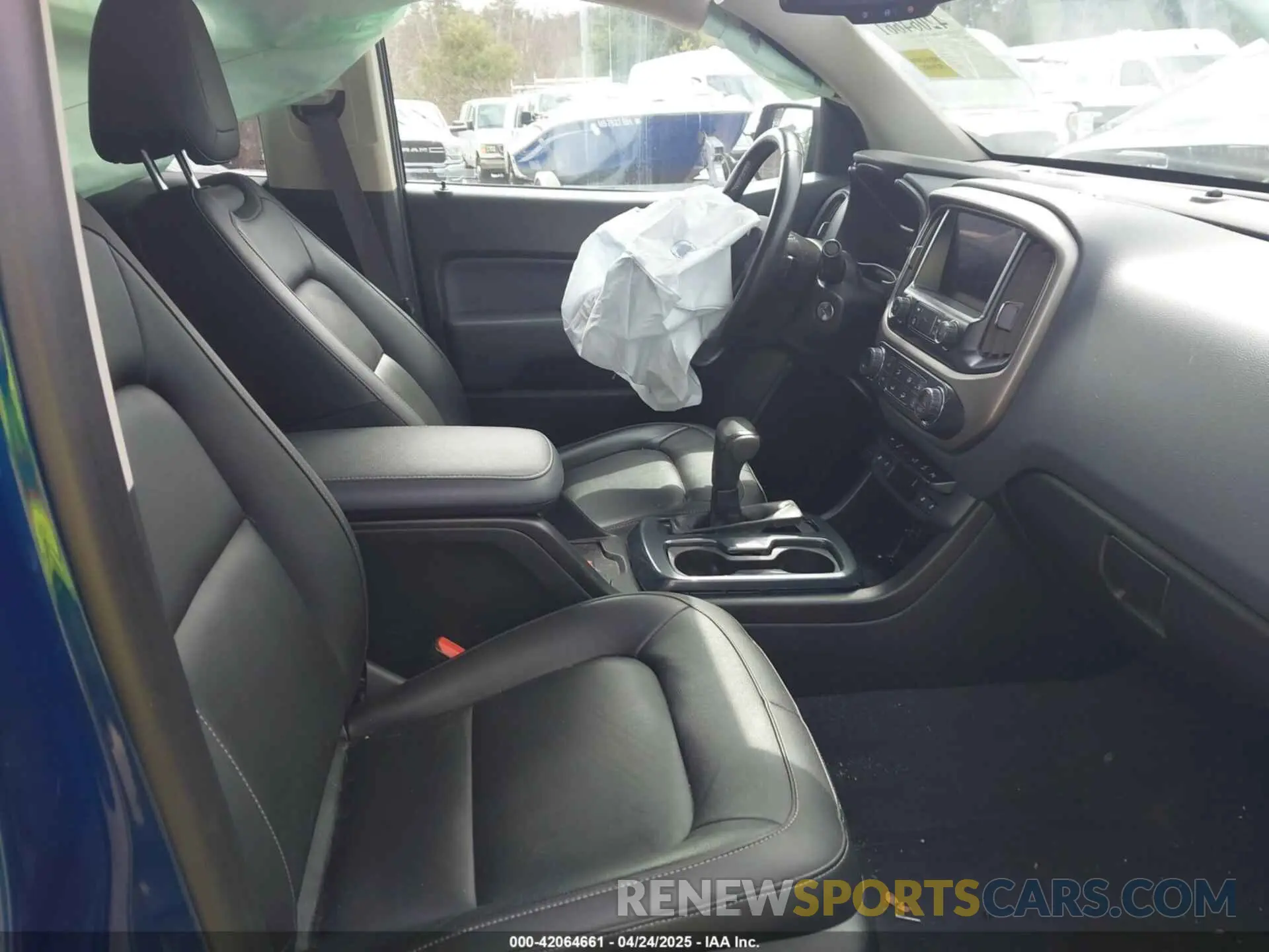 5 Photograph of a damaged car 1GCGTDEN8K1321895 CHEVROLET COLORADO 2019