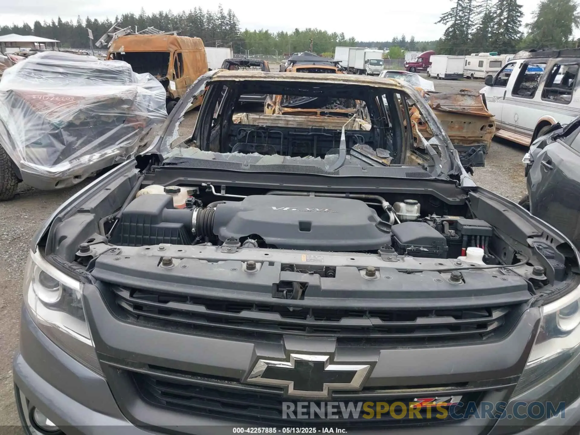 12 Photograph of a damaged car 1GCGTDEN9K1126873 CHEVROLET COLORADO 2019